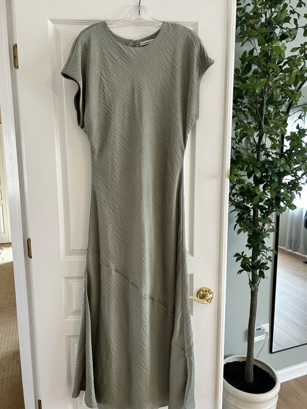 Abercrombie & Fitch Sage Green Textured Cap Sleeve Maxi Dress